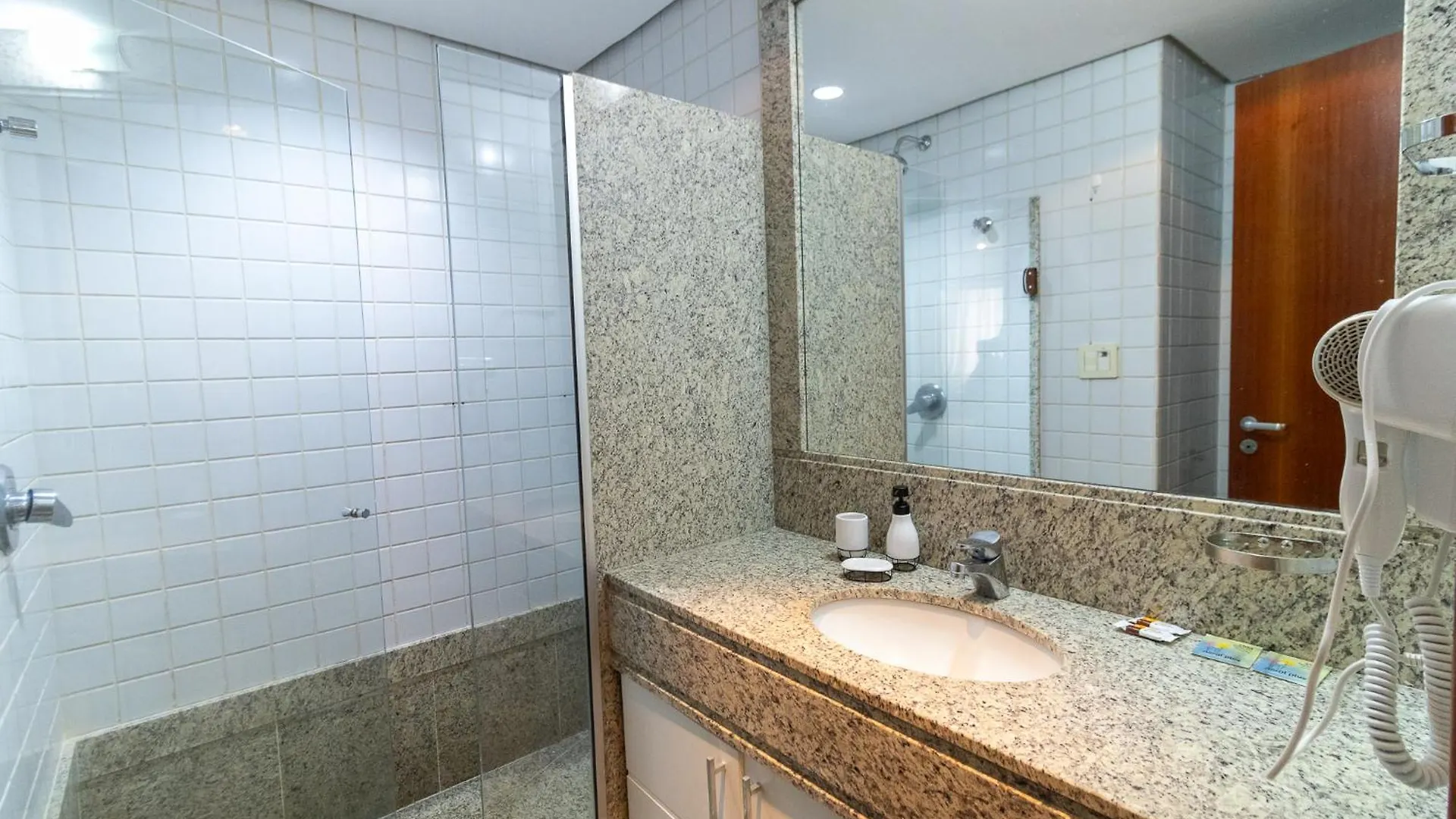 360 Confort Suites By Ozped Brasilia Apartment